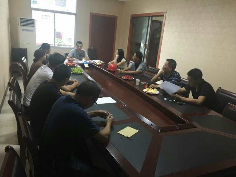 2017年7月1日黨員會議《會議主題：一、學習廖俊波找差距、抓落實主題組織生活會。二、學習袁毅同志在學習廖俊波同志先進事跡座談會上的講話。三、劉云山在福建調研時強調學習弘揚廖俊波同志崇高精神在為民實干中發(fā)揮先鋒模范作用的文章。》