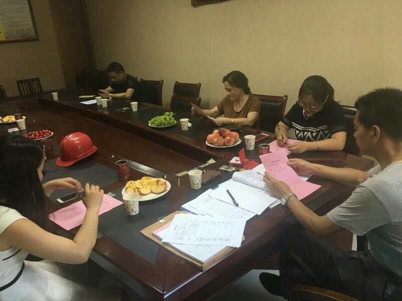 2017年7月1日黨員會議《會議主題：一、學習廖俊波找差距、抓落實主題組織生活會。二、學習袁毅同志在學習廖俊波同志先進事跡座談會上的講話。三、劉云山在福建調研時強調學習弘揚廖俊波同志崇高精神在為民實干中發(fā)揮先鋒模范作用的文章。》