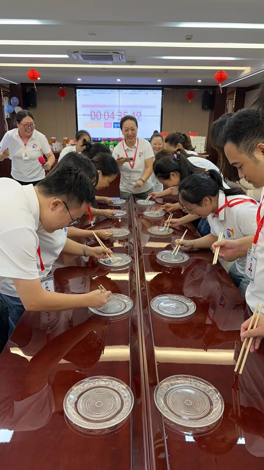 “易聚中秋團(tuán)圓意,順啟事業(yè)新篇章”易順建工集團(tuán)2024年中秋活動圓滿舉行
