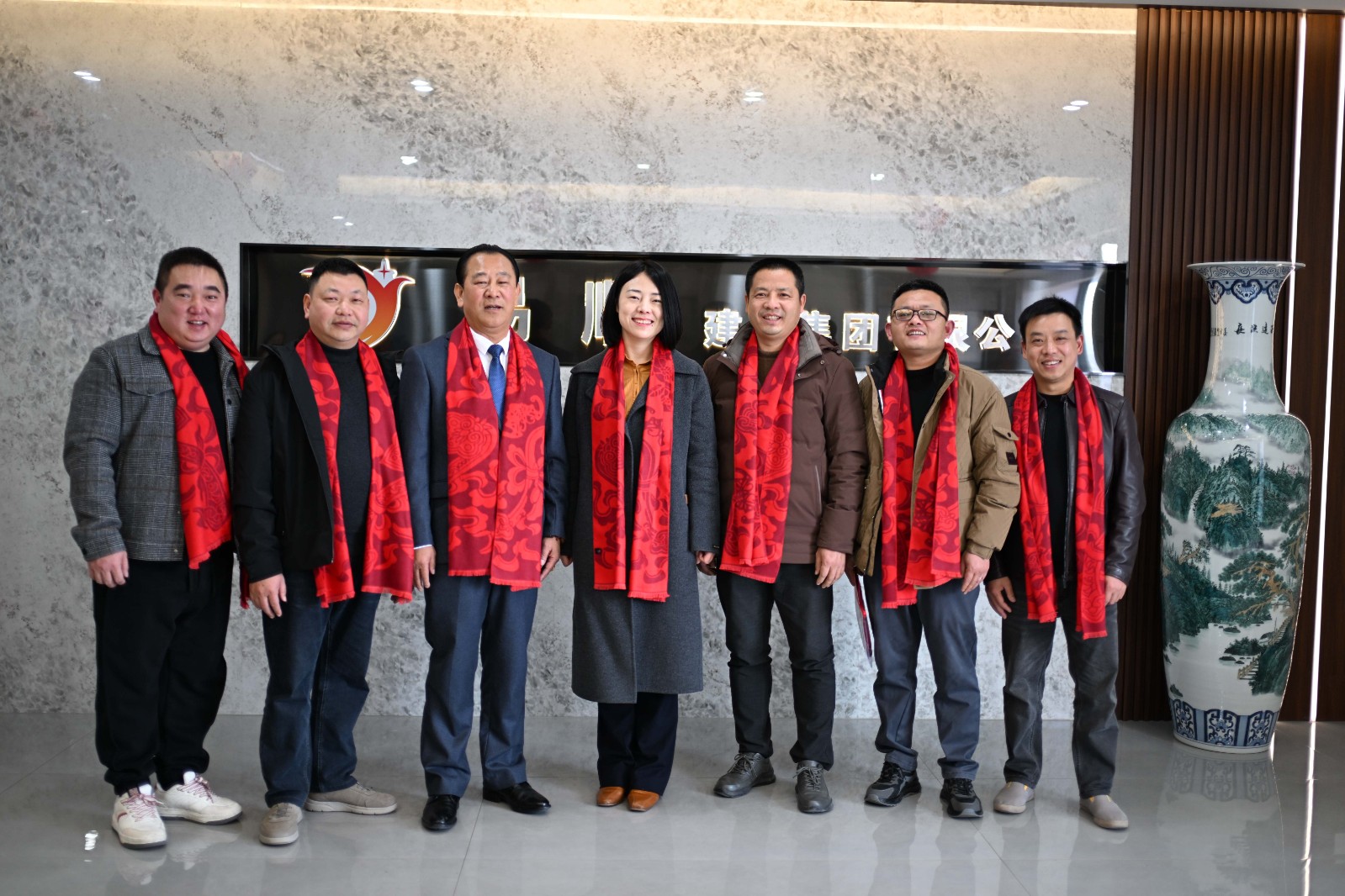 喜報！易順建工集團(tuán)有限公司李易順董事長連任松源街道商會第二屆會長